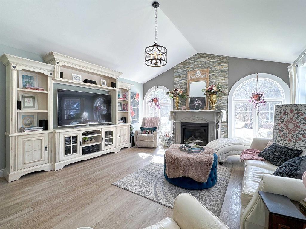 












144 Eagle's Path Lane

,
West Covehead,







PE
C0A 1P0

