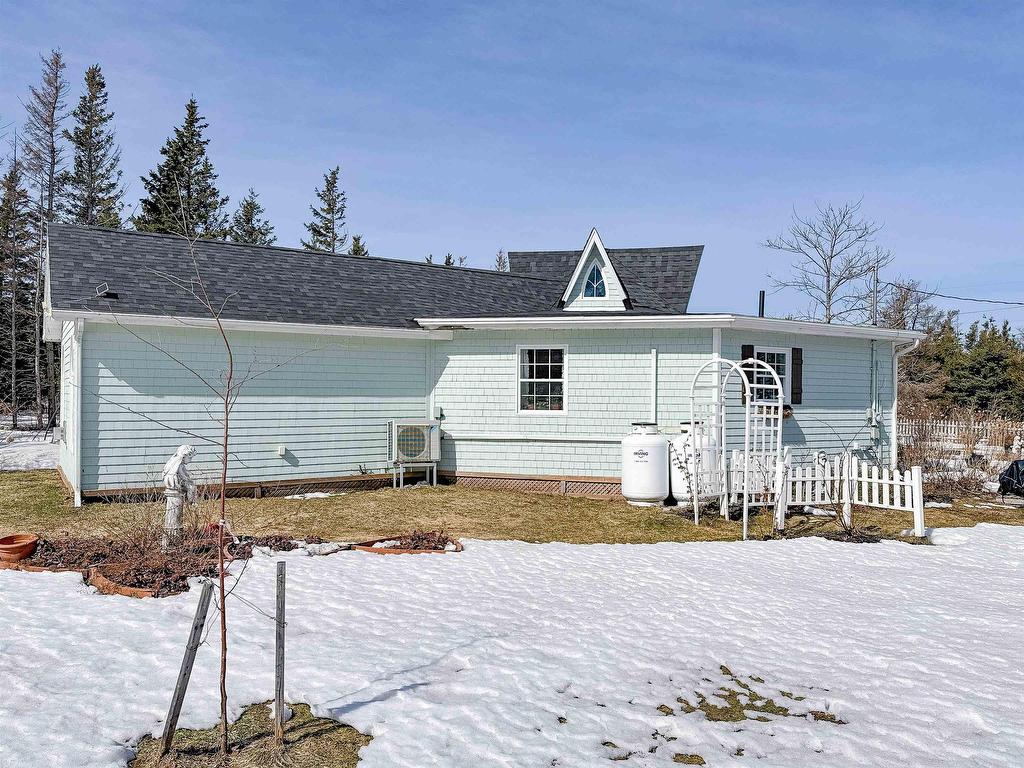 












144 Eagle's Path Lane

,
West Covehead,







PE
C0A 1P0

