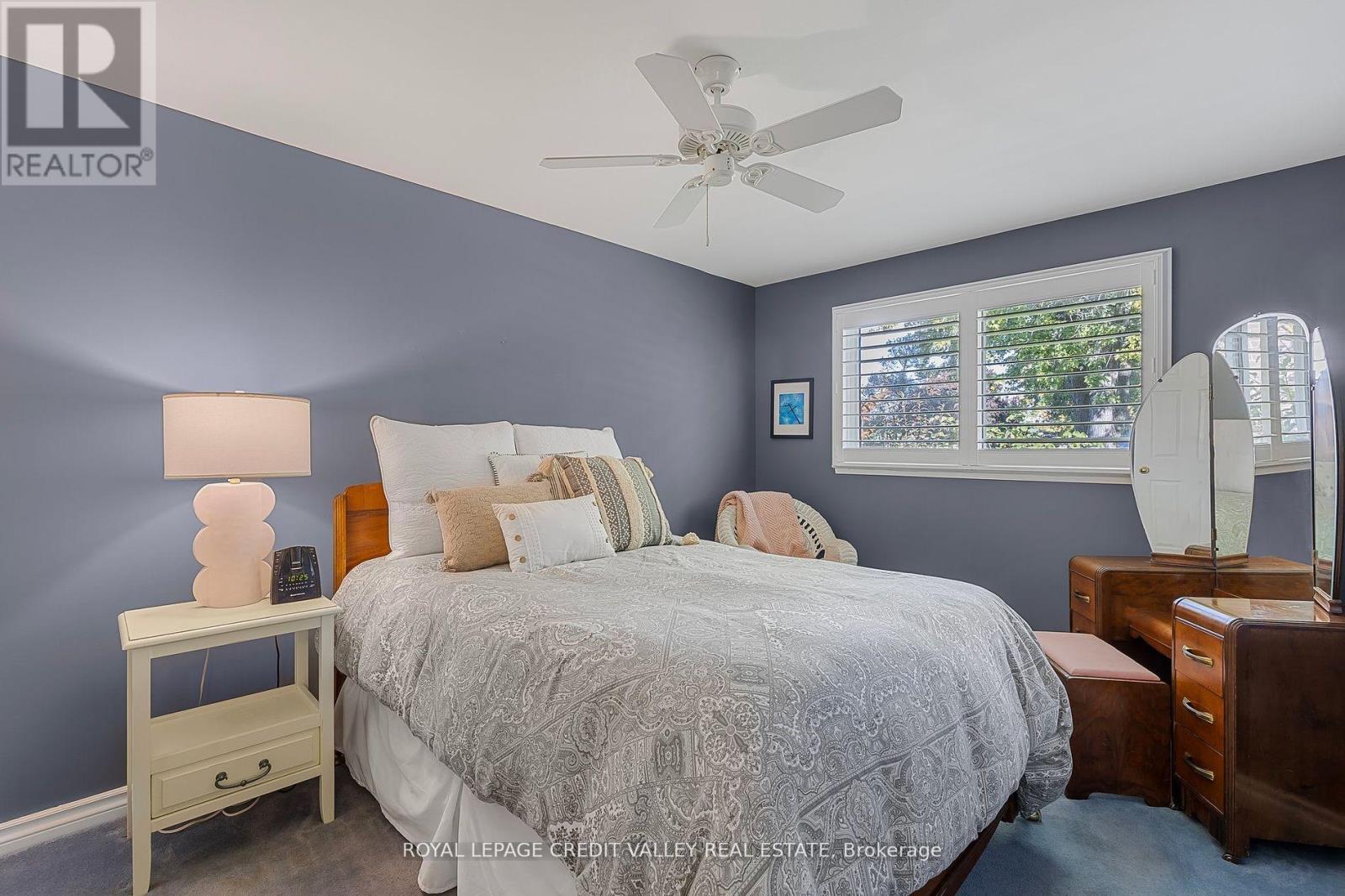












9 NORVAL CRESCENT

,
Brampton,




Ontario
L6W1J1

