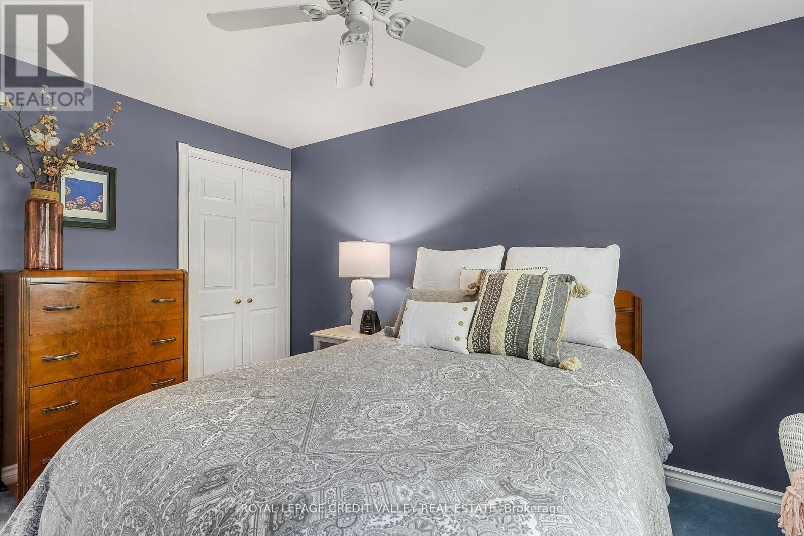 












9 NORVAL CRESCENT

,
Brampton,




Ontario
L6W1J1

