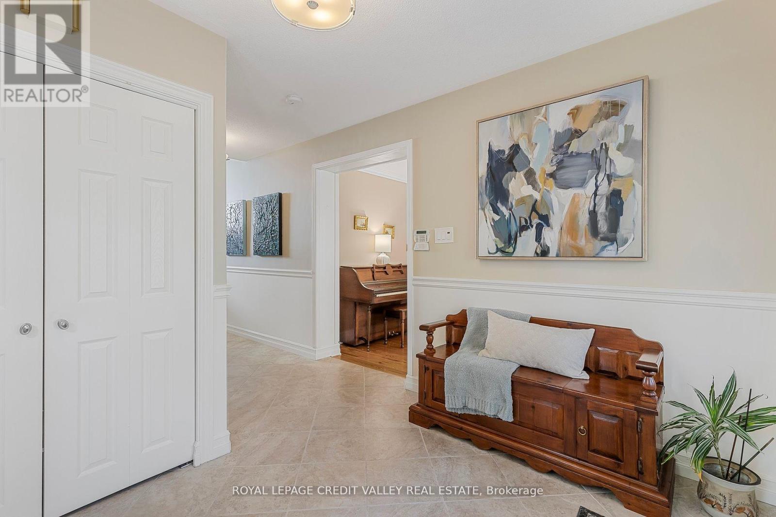












9 NORVAL CRESCENT

,
Brampton,




Ontario
L6W1J1

