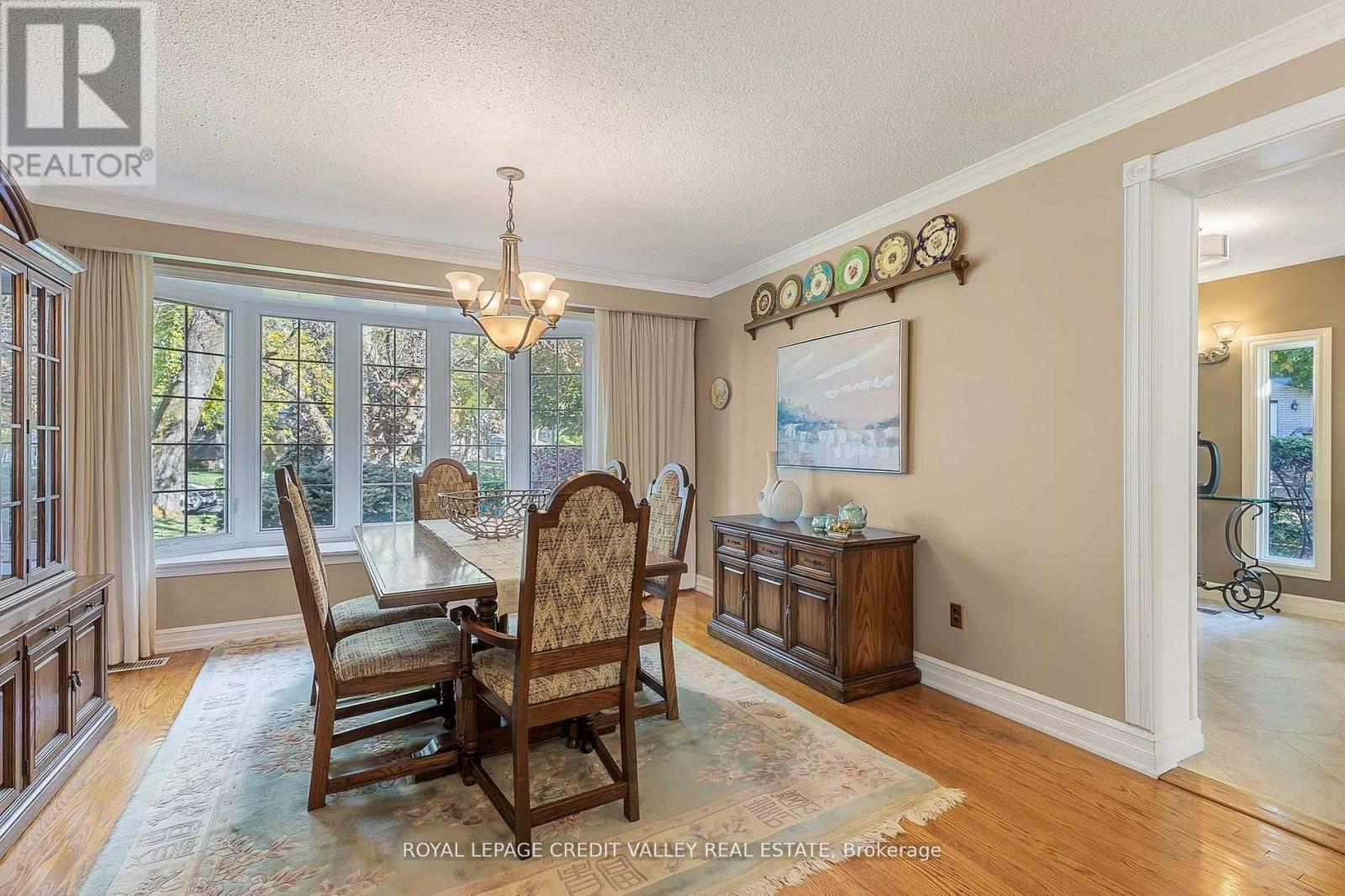 












9 NORVAL CRESCENT

,
Brampton,




Ontario
L6W1J1

