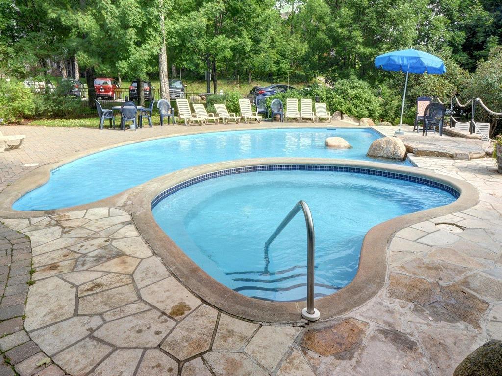 









118


Ch. des Quatre-Sommets

, 9,
Mont-Tremblant,




QC
J8E1C6


