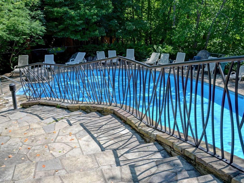 









118


Ch. des Quatre-Sommets

, 9,
Mont-Tremblant,




QC
J8E1C6


