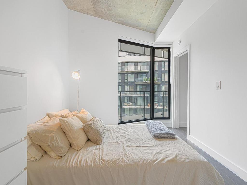









1552


Rue des Bassins

, 603,
Montréal (Le Sud-Ouest),




QC
H3C3Z0


