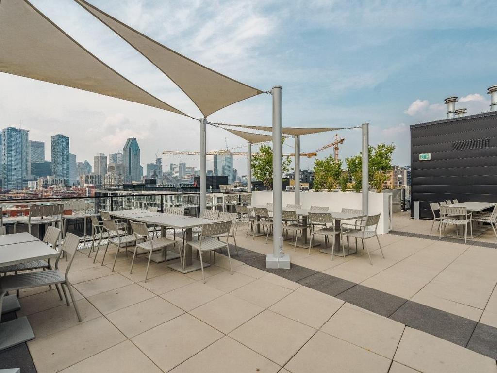 









1552


Rue des Bassins

, 603,
Montréal (Le Sud-Ouest),




QC
H3C3Z0

