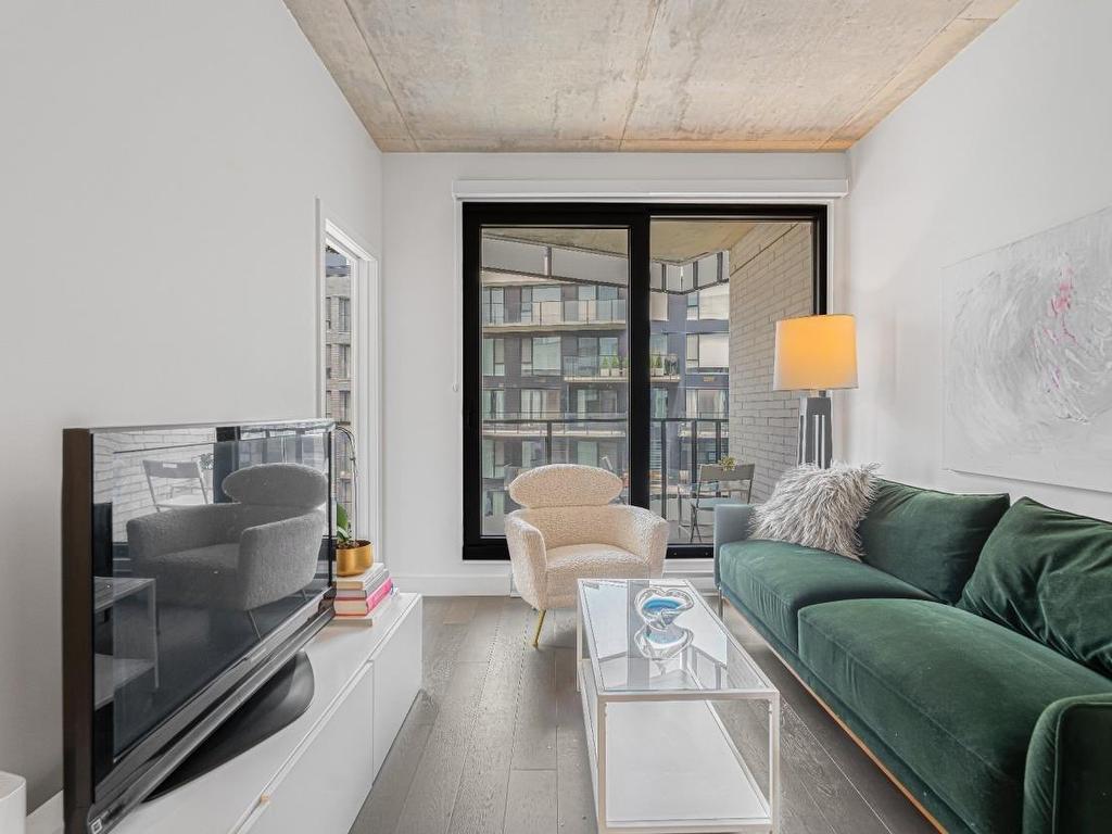 









1552


Rue des Bassins

, 603,
Montréal (Le Sud-Ouest),




QC
H3C3Z0


