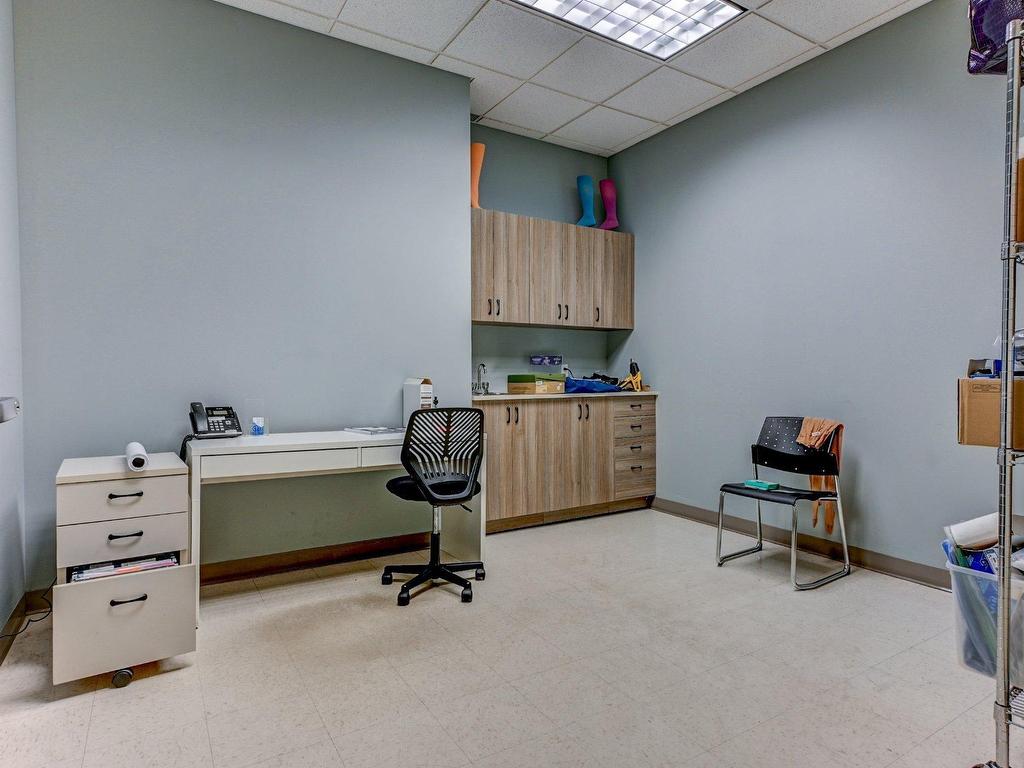 









256


Rue De Montigny

, 102B,
Saint-Jérôme,




QC
J7Z5R2

