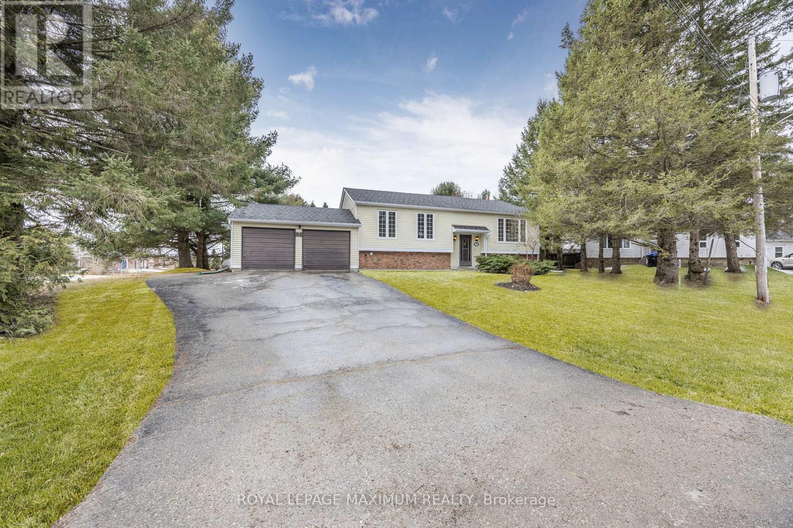 












7 PRINCESS DRIVE

,
Adjala-Tosorontio,




Ontario
L0M1M0

