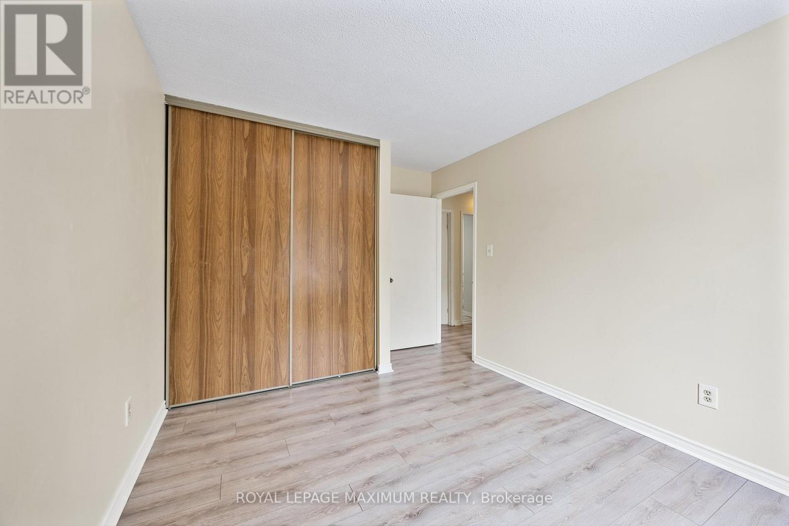 












7 PRINCESS DRIVE

,
Adjala-Tosorontio,




Ontario
L0M1M0

