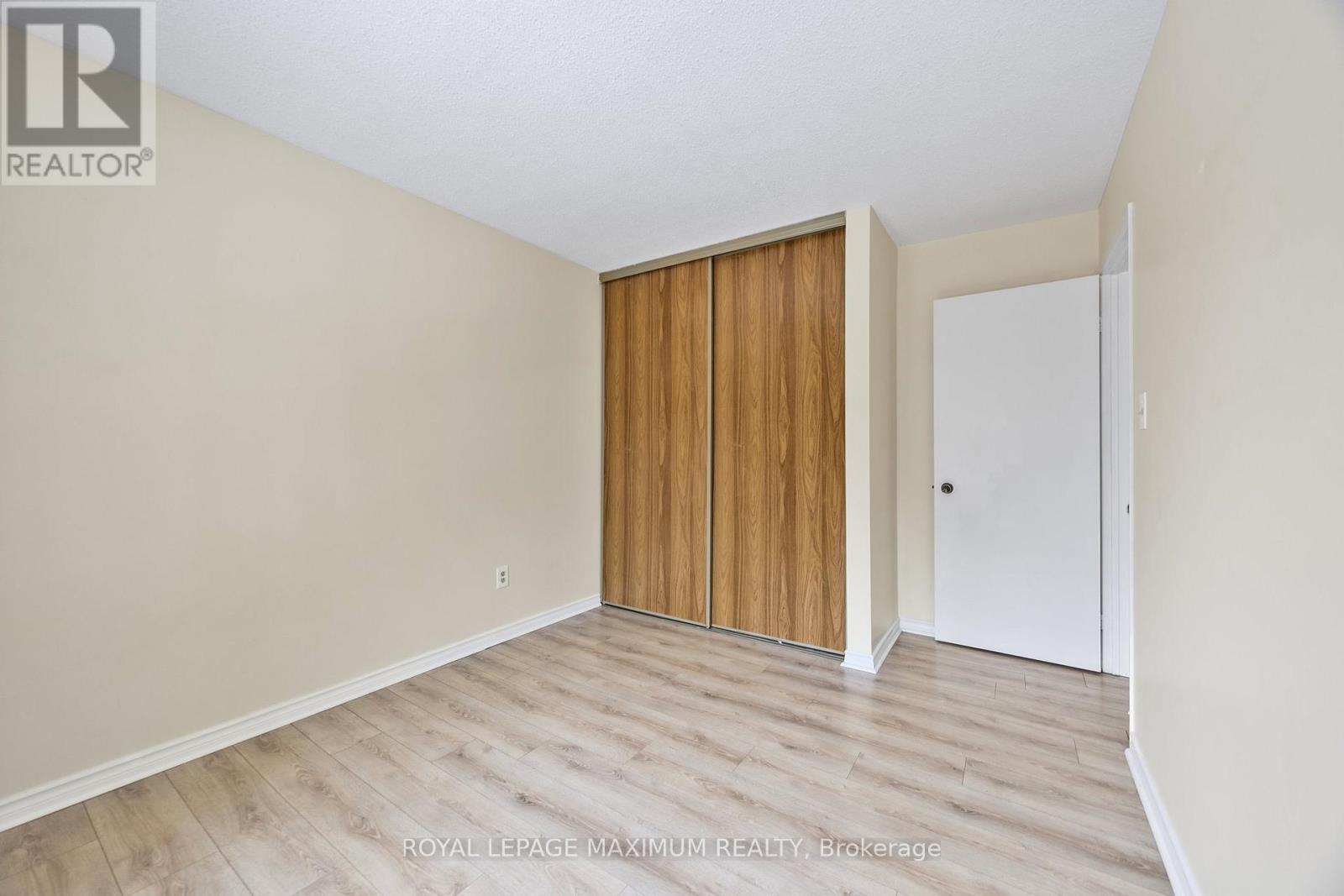 












7 PRINCESS DRIVE

,
Adjala-Tosorontio,




Ontario
L0M1M0

