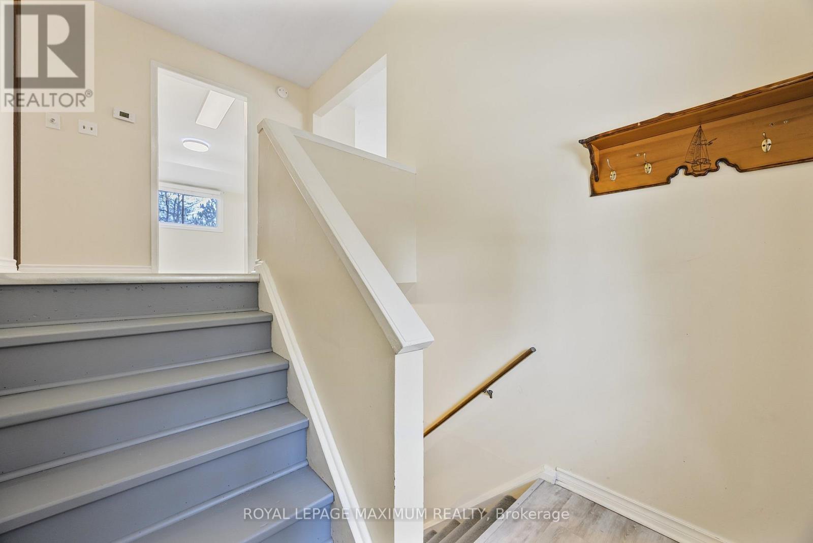 












7 PRINCESS DRIVE

,
Adjala-Tosorontio,




Ontario
L0M1M0

