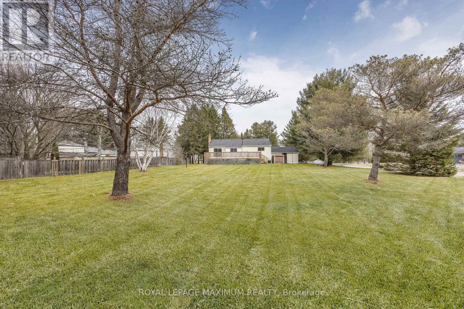












7 PRINCESS DRIVE

,
Adjala-Tosorontio,




Ontario
L0M1M0

