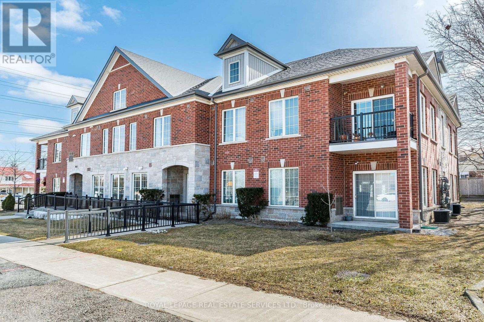 












204 - 960 BLOOR STREET

,
Mississauga,




Ontario
L4Y2N1

