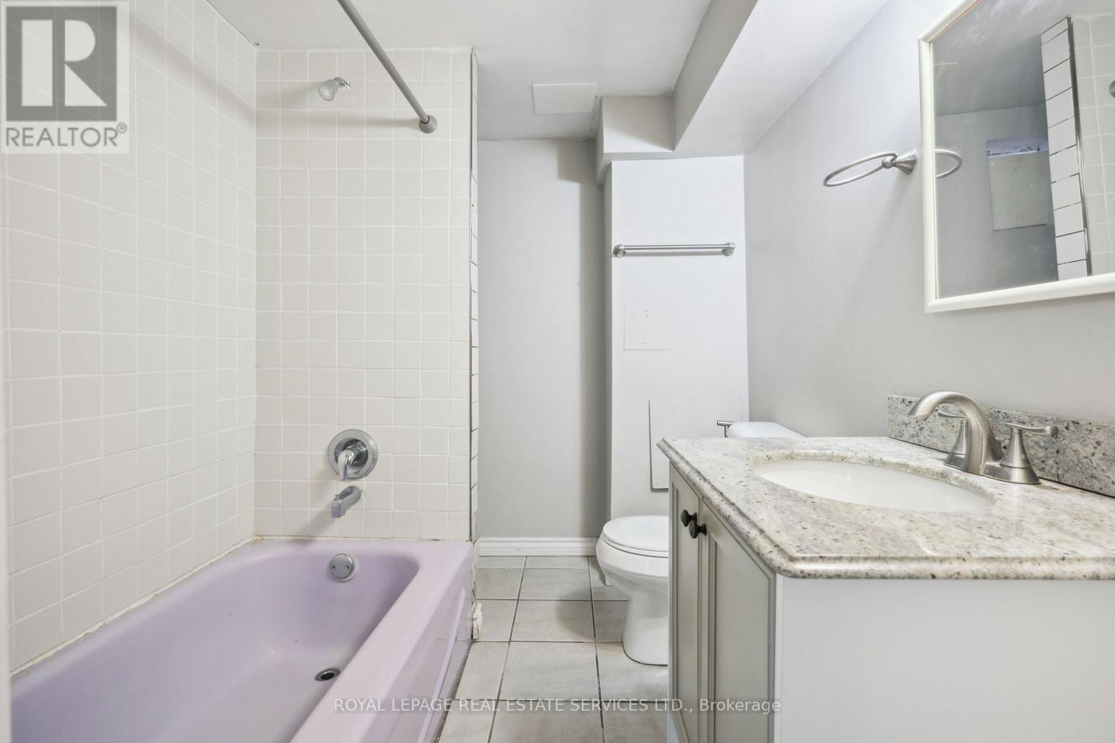 












256 ZELDA CRESCENT

,
Richmond Hill,




Ontario
L4C2Y5

