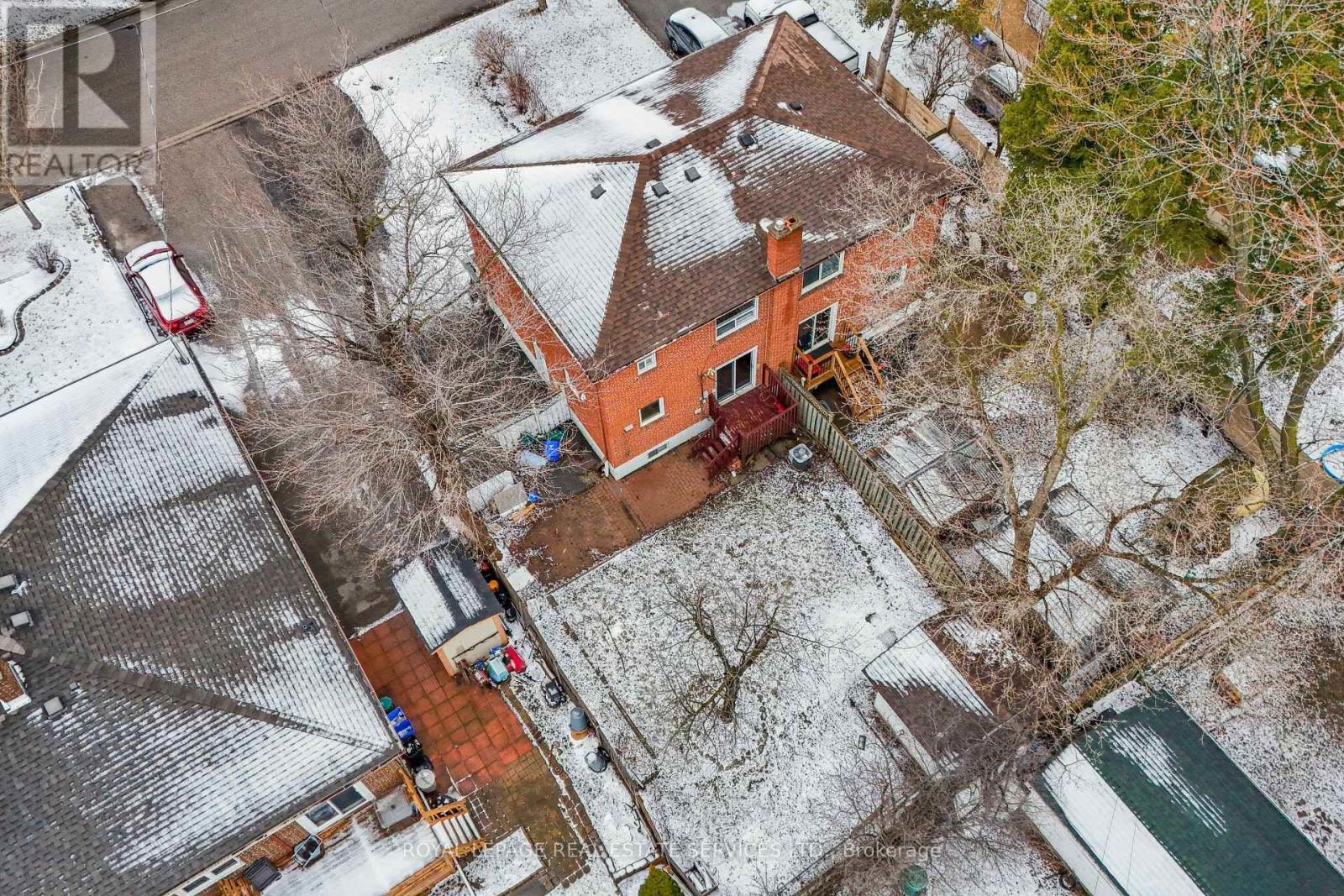 












256 ZELDA CRESCENT

,
Richmond Hill,




Ontario
L4C2Y5

