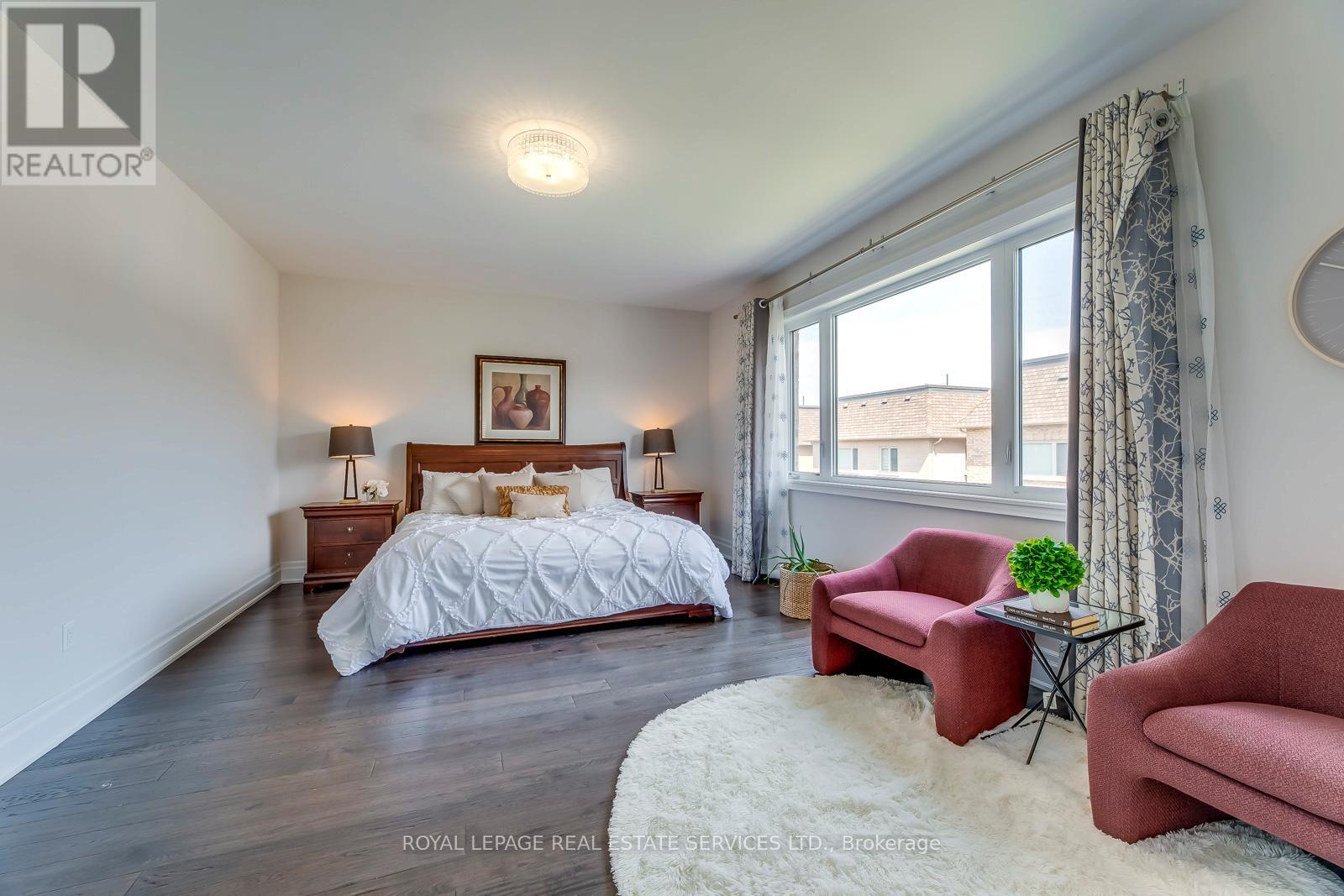 












377 TUDOR AVENUE

,
Oakville,




Ontario
L6K0G8

