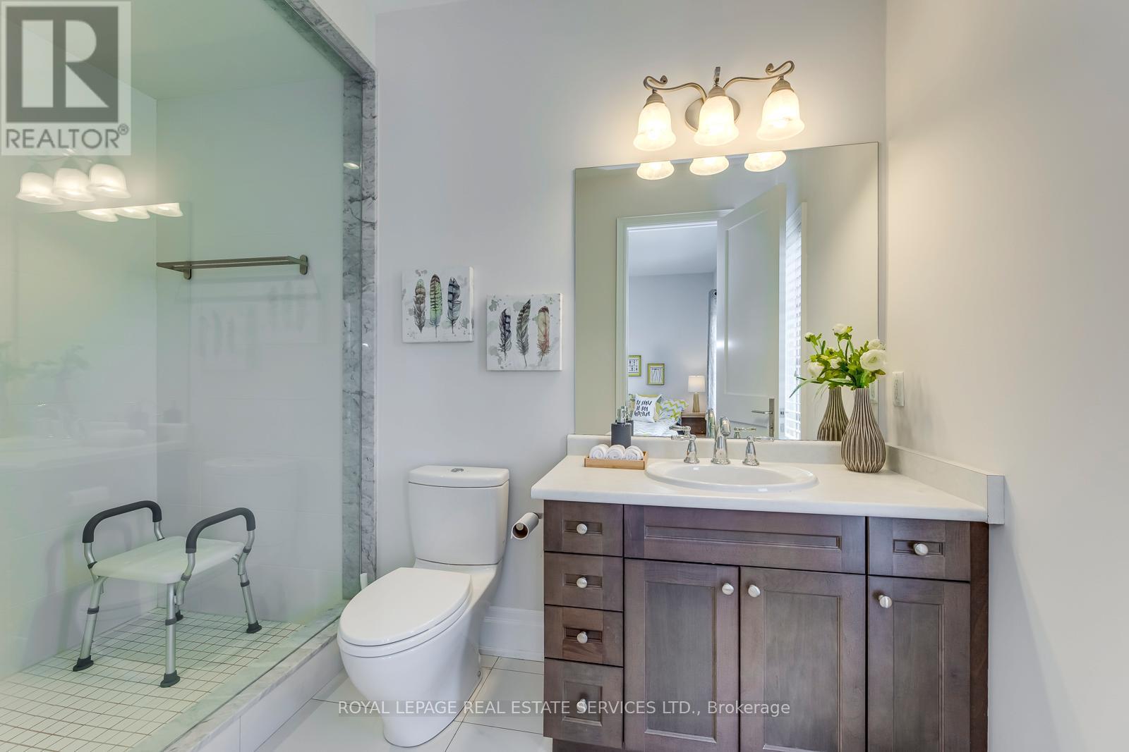 












377 TUDOR AVENUE

,
Oakville,




Ontario
L6K0G8

