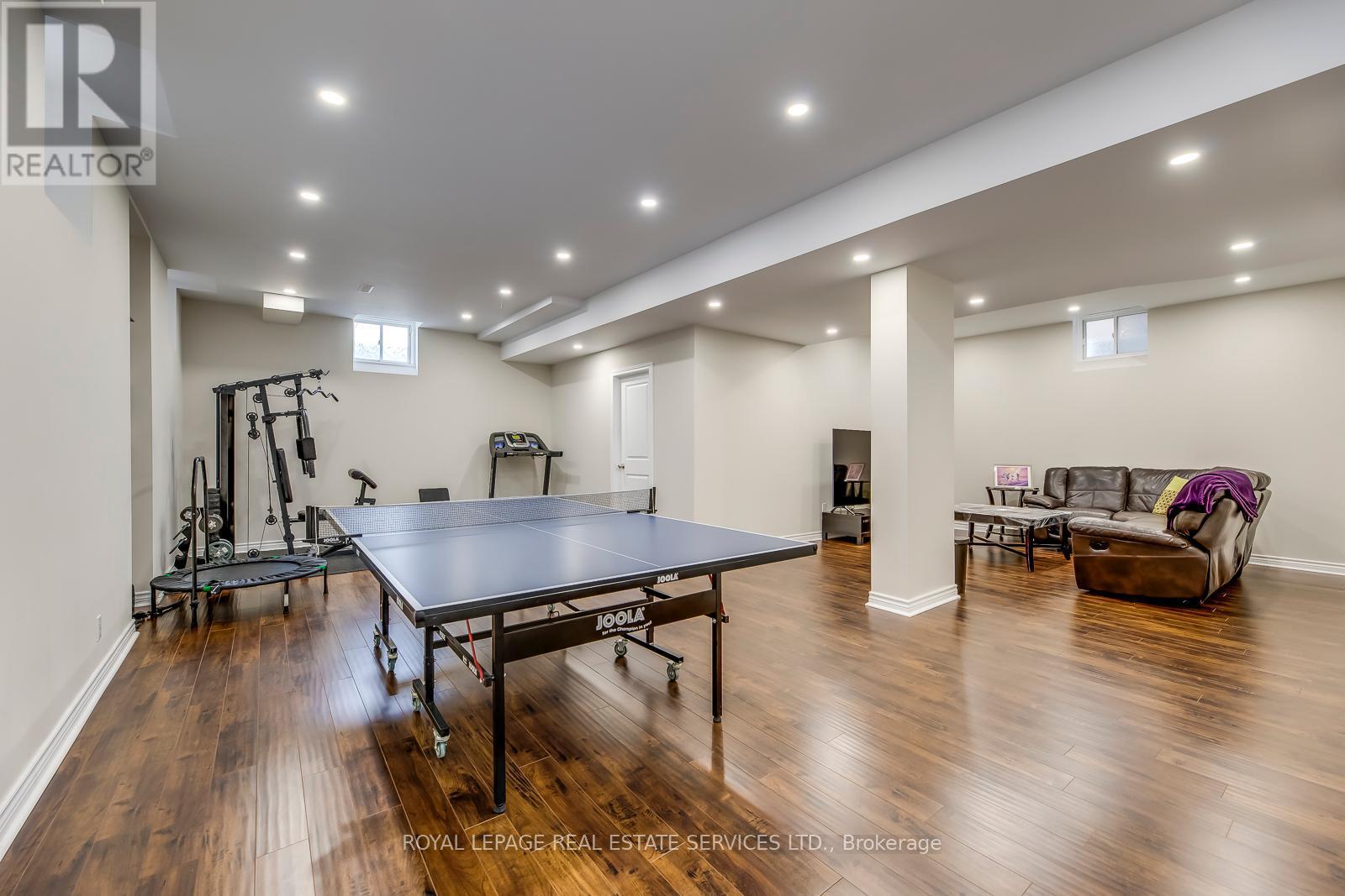 












377 TUDOR AVENUE

,
Oakville,




Ontario
L6K0G8

