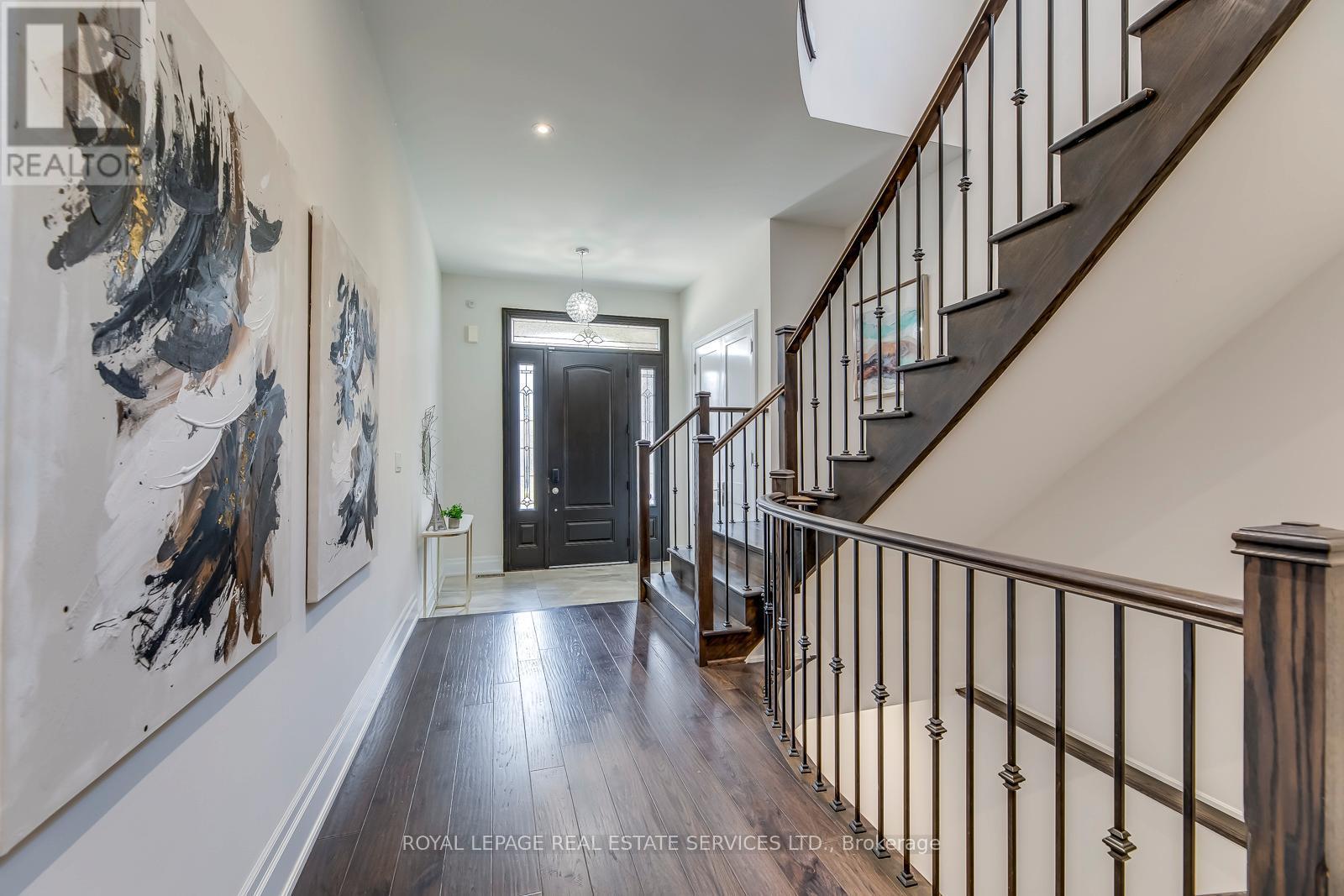 












377 TUDOR AVENUE

,
Oakville,




Ontario
L6K0G8

