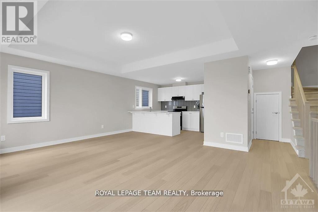 












720 LILLIAN FREIMAN PRIVATE

,
Ottawa,




Ontario
K2J7K8

