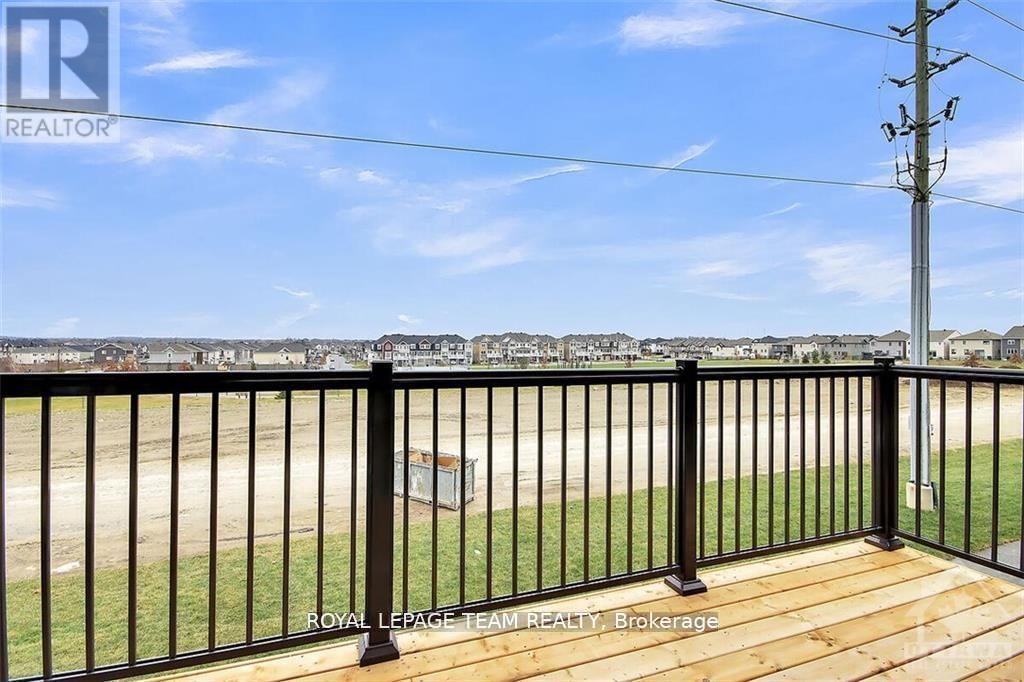 












720 LILLIAN FREIMAN PRIVATE

,
Ottawa,




Ontario
K2J7K8

