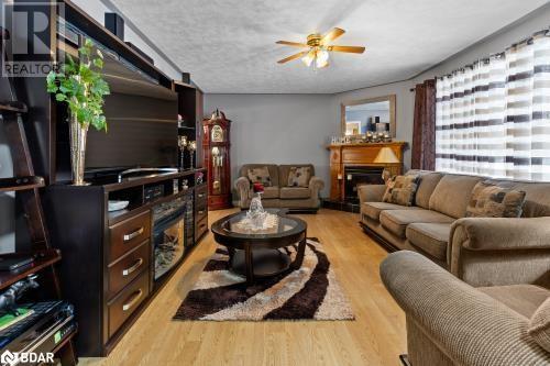 












6212 SIXTH Line

,
Belwood,







Ontario
N0B1J0

