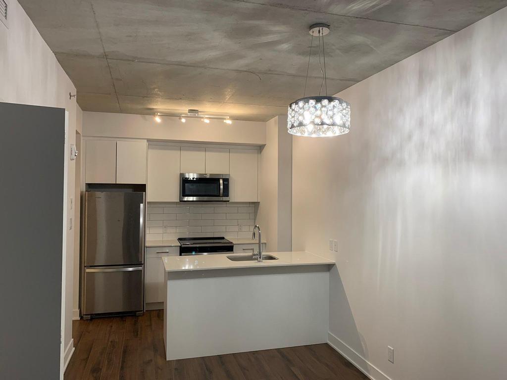 









6780


Boul. Newman

, 306,
Montréal (LaSalle),




QC
H8N0H5

