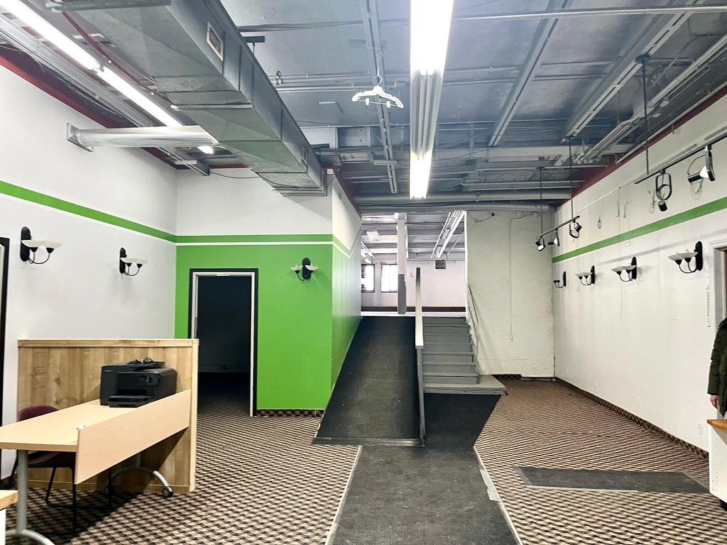 









2424


Rue des Carrières

,
Montréal (Rosemont/La Petite-Patrie),




QC
H2G1X8

