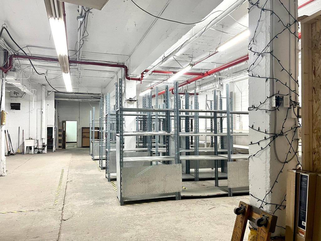 









2424


Rue des Carrières

,
Montréal (Rosemont/La Petite-Patrie),




QC
H2G1X8

