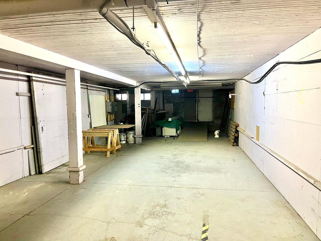 









2424


Rue des Carrières

,
Montréal (Rosemont/La Petite-Patrie),




QC
H2G1X8

