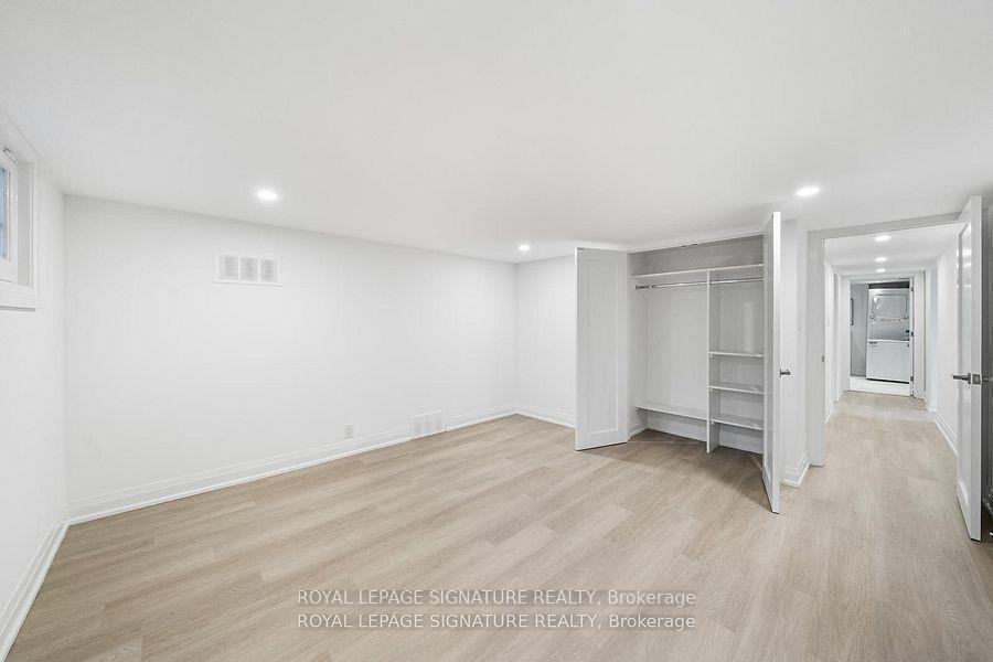 









21


Donwoods

Drive, Lower,
Toronto,




ON
M4N 2E9

