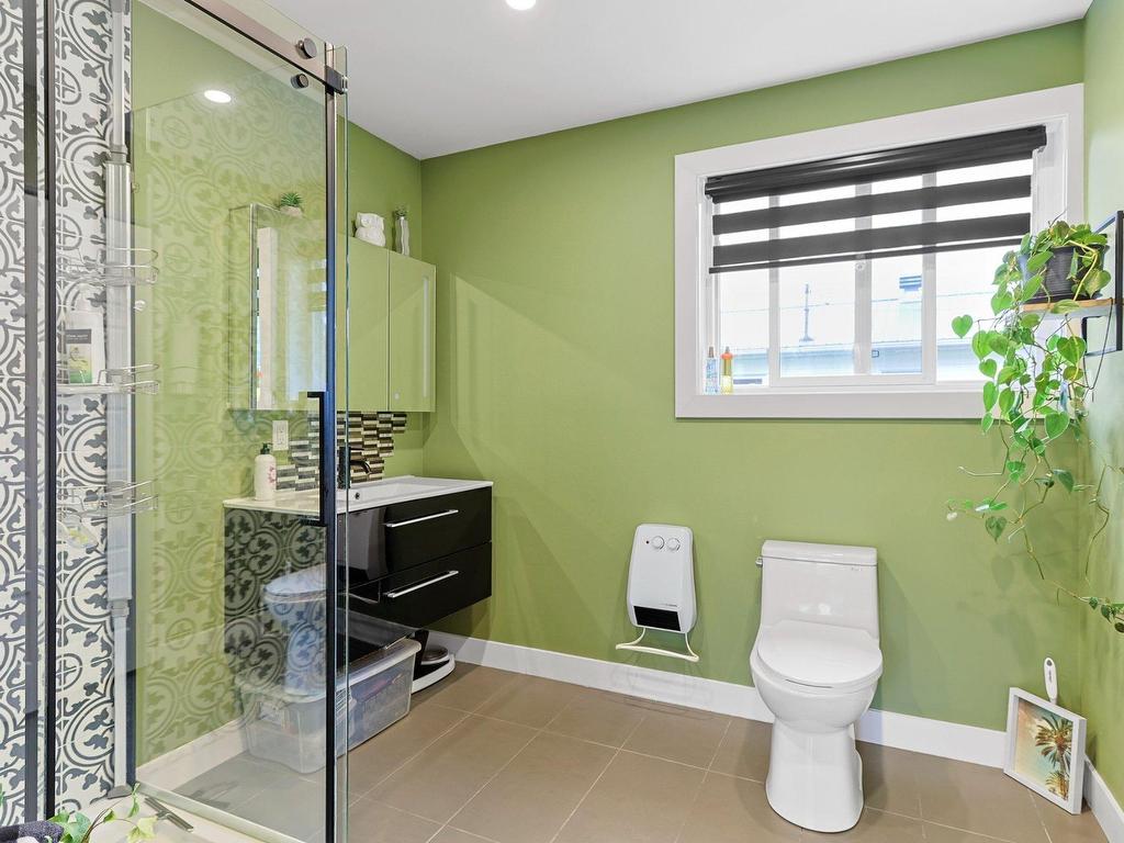 









428


8e Rue

,
Saint-Anicet,




QC
J0S1M0


