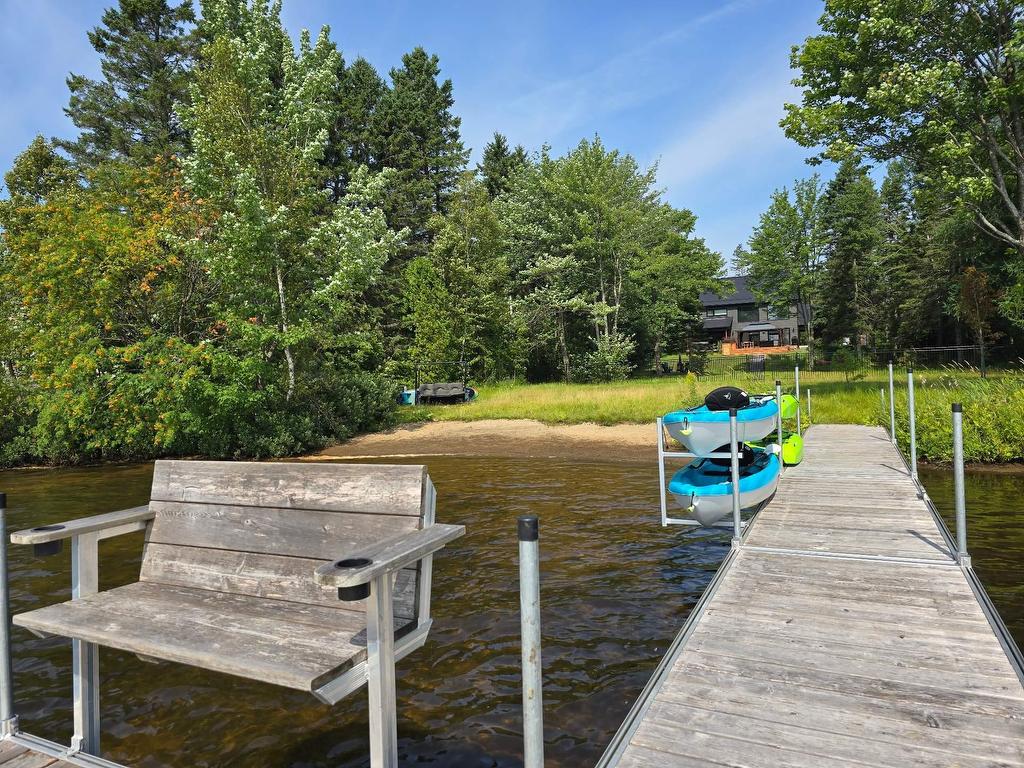 









1650


Ch. de la Vigilance

,
Shawinigan,




QC
G0X1L0

