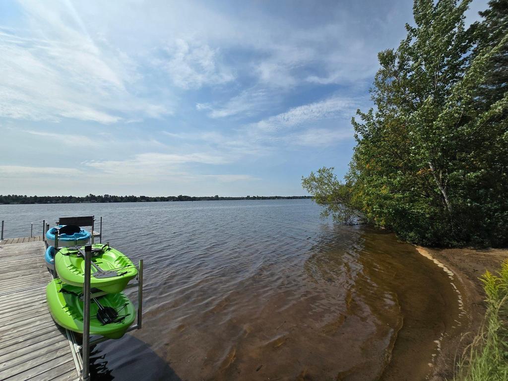 









1650


Ch. de la Vigilance

,
Shawinigan,




QC
G0X1L0

