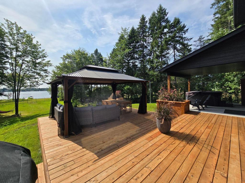 









1650


Ch. de la Vigilance

,
Shawinigan,




QC
G0X1L0

