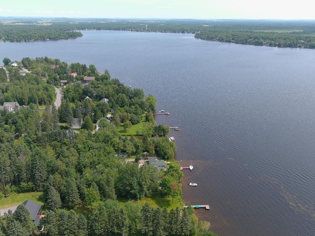 









1650


Ch. de la Vigilance

,
Shawinigan,




QC
G0X1L0


