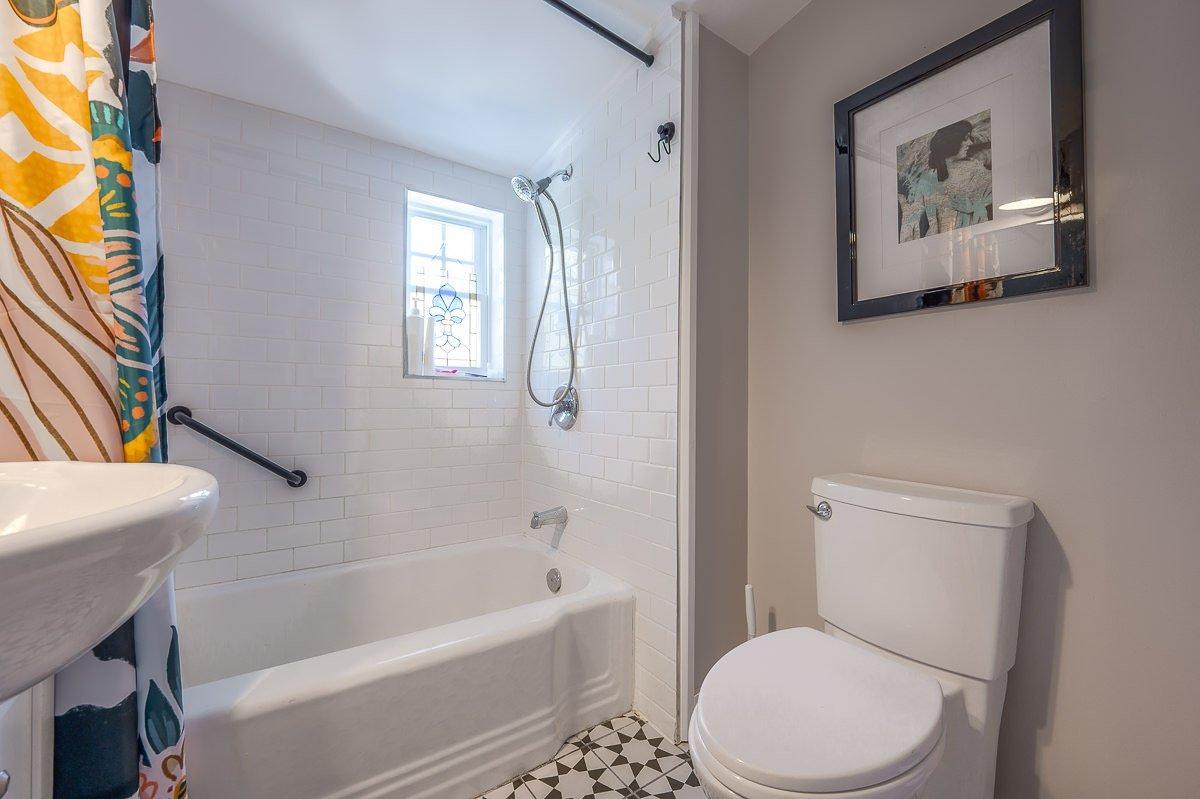 









96


Rue Selkirk

,
Hudson,




QC
J0P1H0

