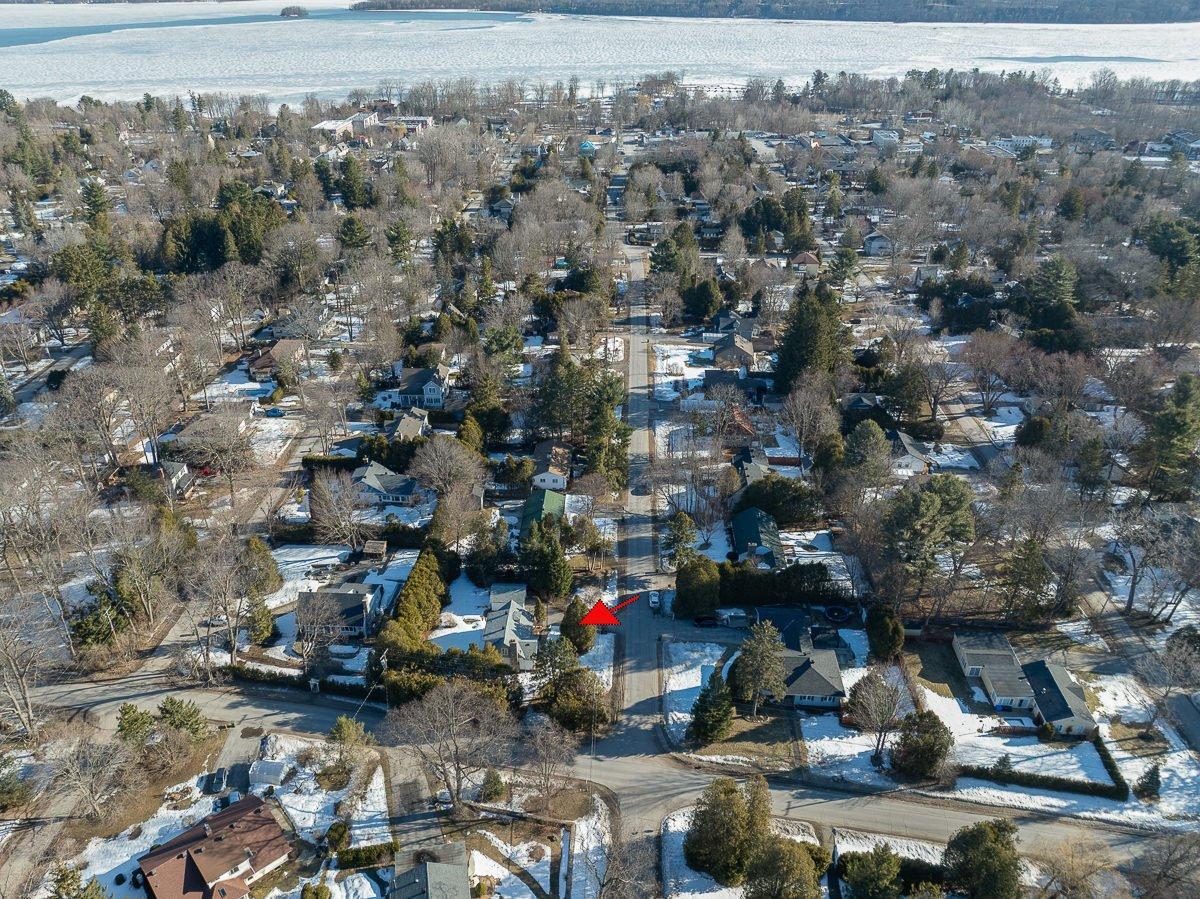 









96


Rue Selkirk

,
Hudson,




QC
J0P1H0

