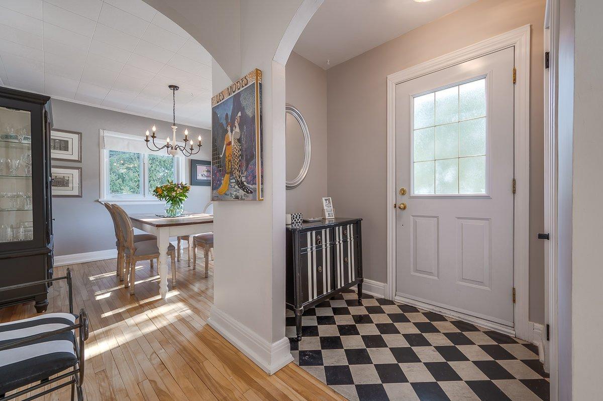 









96


Rue Selkirk

,
Hudson,




QC
J0P1H0

