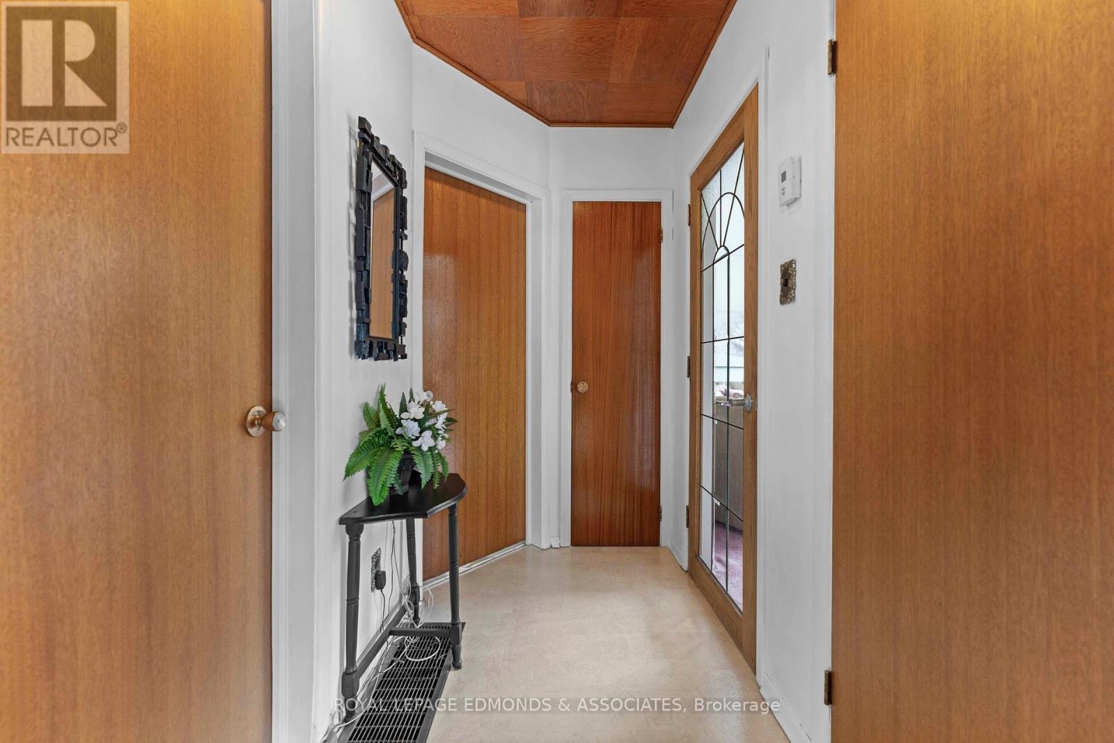 












3433 ROUND LAKE ROAD

,
Killaloe, Hagarty and Richards,




Ontario
K0J2A0

