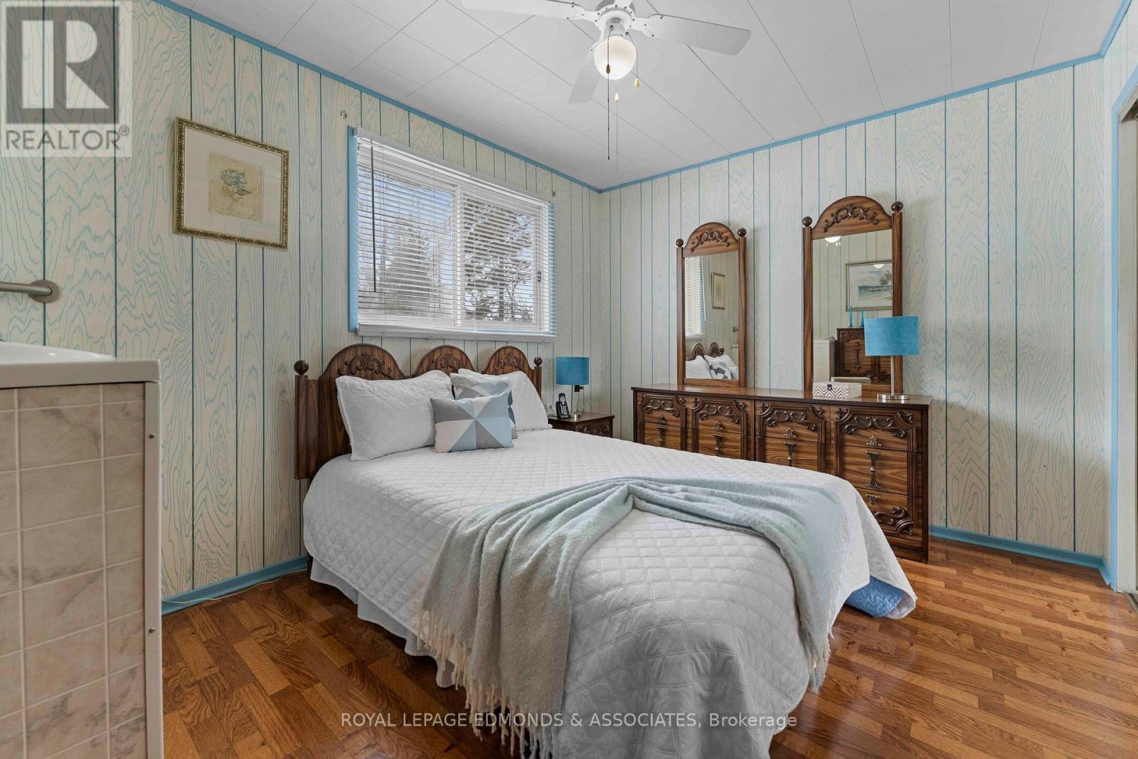 












3433 ROUND LAKE ROAD

,
Killaloe, Hagarty and Richards,




Ontario
K0J2A0

