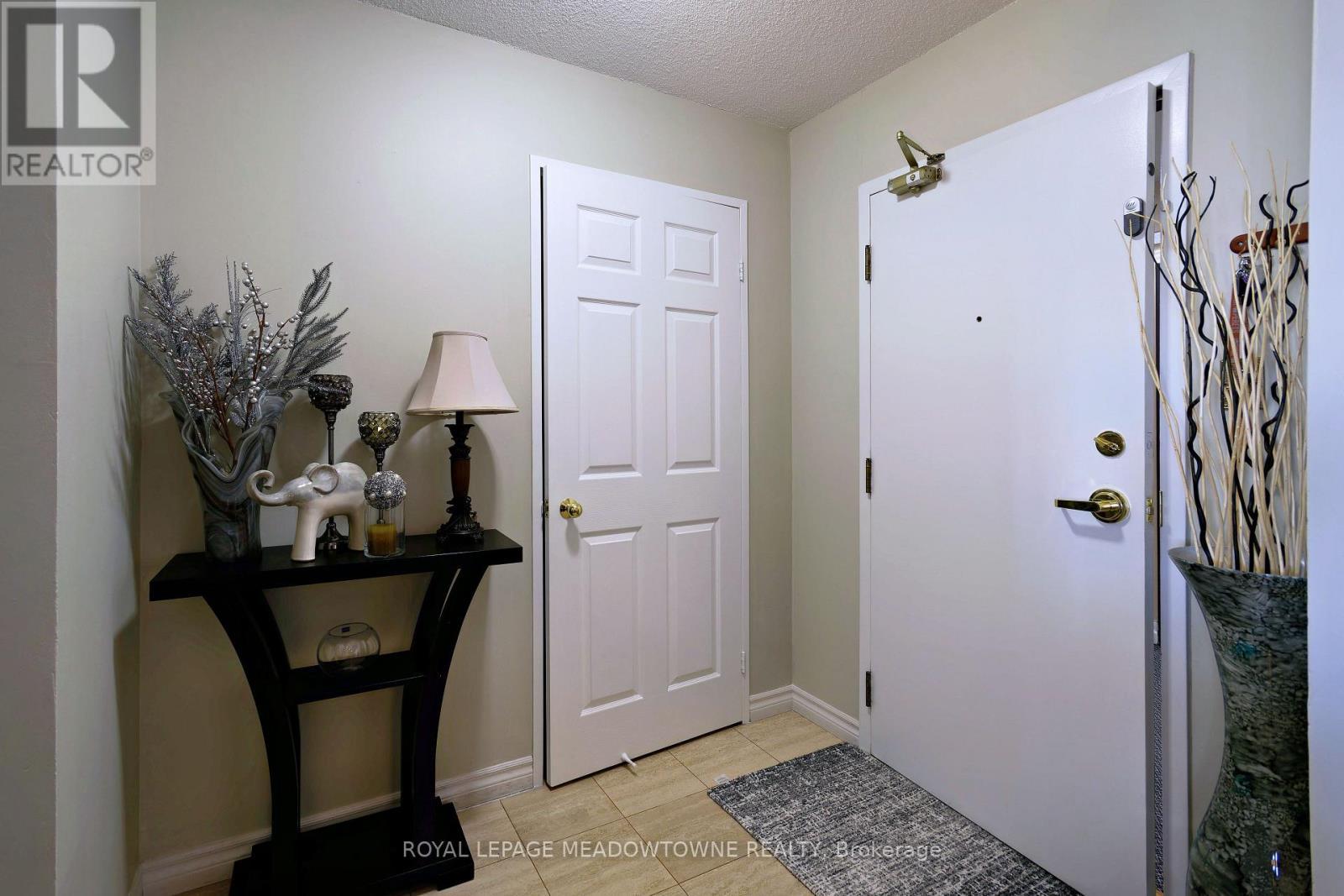 












2110 - 30 MALTA AVENUE

,
Brampton,




Ontario
L6Y4S5

