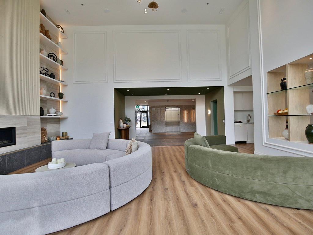 









2000


Rue Benoit

, 303,
Saint-Bruno-de-Montarville,




QC
J3V6N5

