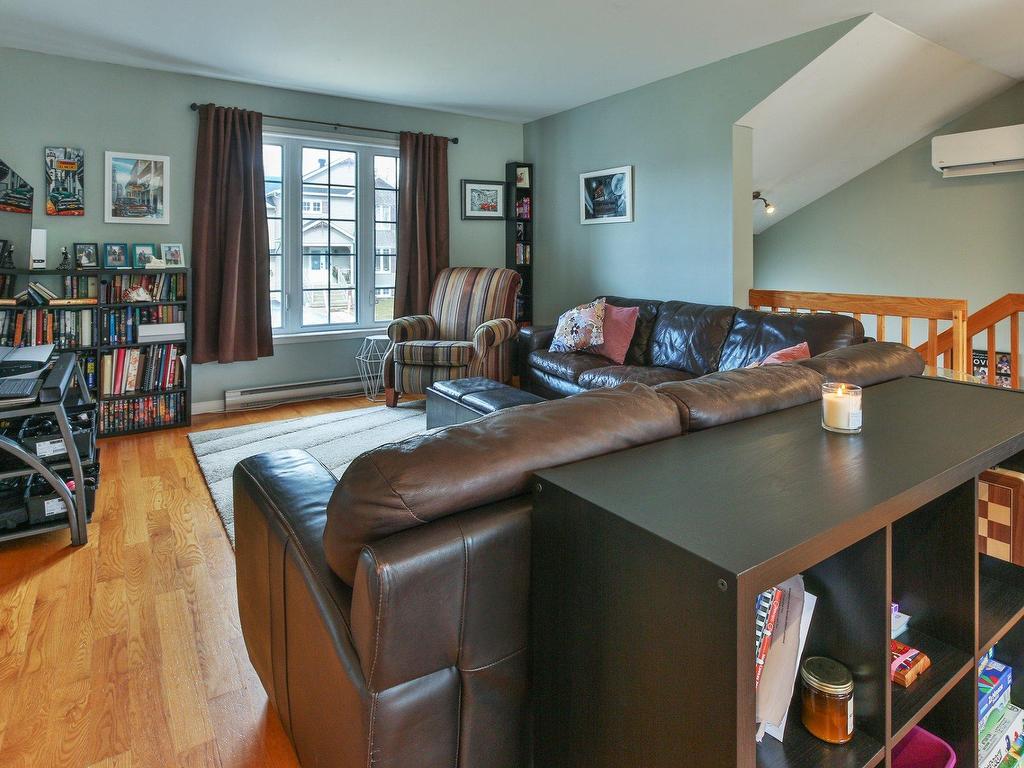 









286


Rue Vivaldi

,
Saint-Jean-sur-Richelieu,




QC
J3B0A4

