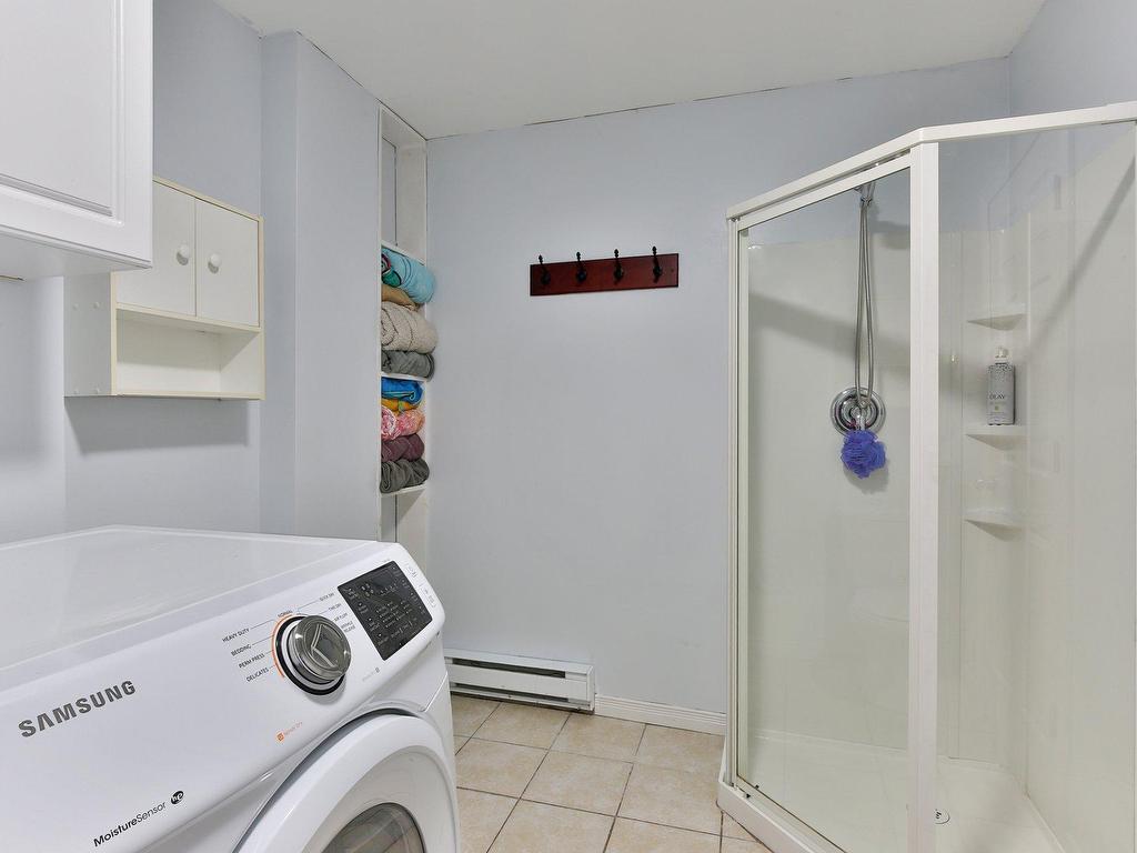 









286


Rue Vivaldi

,
Saint-Jean-sur-Richelieu,




QC
J3B0A4


