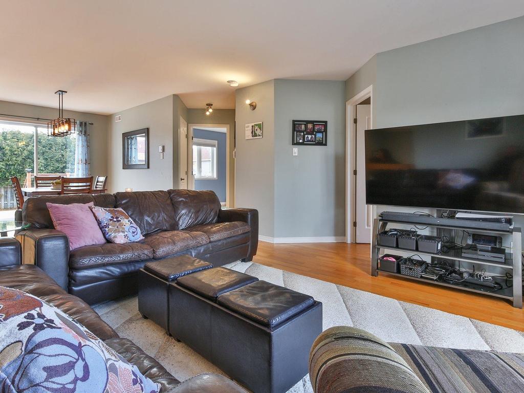 









286


Rue Vivaldi

,
Saint-Jean-sur-Richelieu,




QC
J3B0A4

