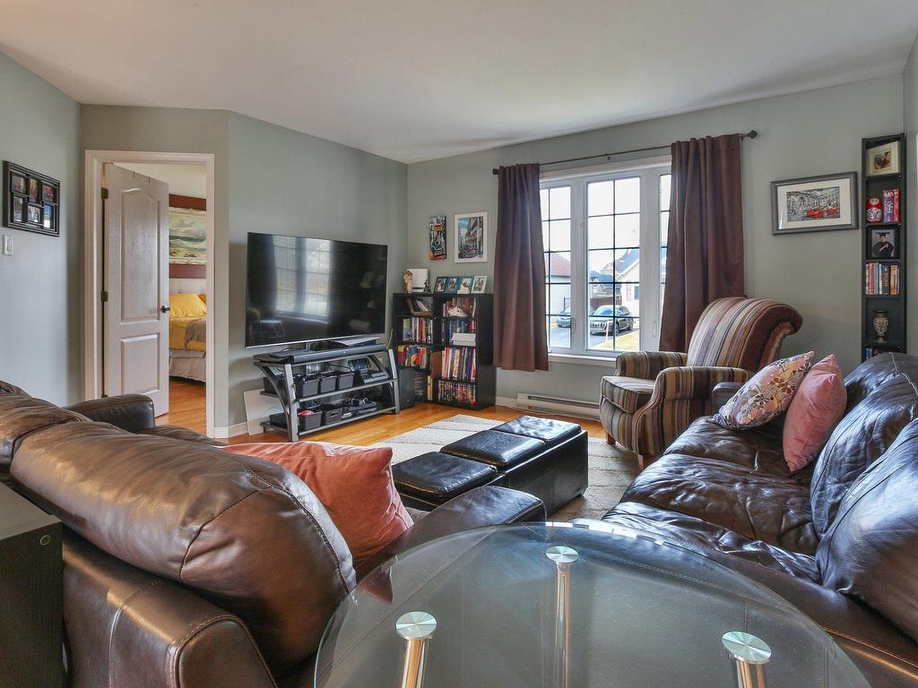 









286


Rue Vivaldi

,
Saint-Jean-sur-Richelieu,




QC
J3B0A4

