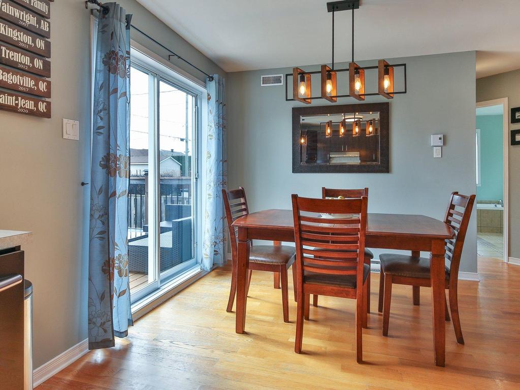 









286


Rue Vivaldi

,
Saint-Jean-sur-Richelieu,




QC
J3B0A4

