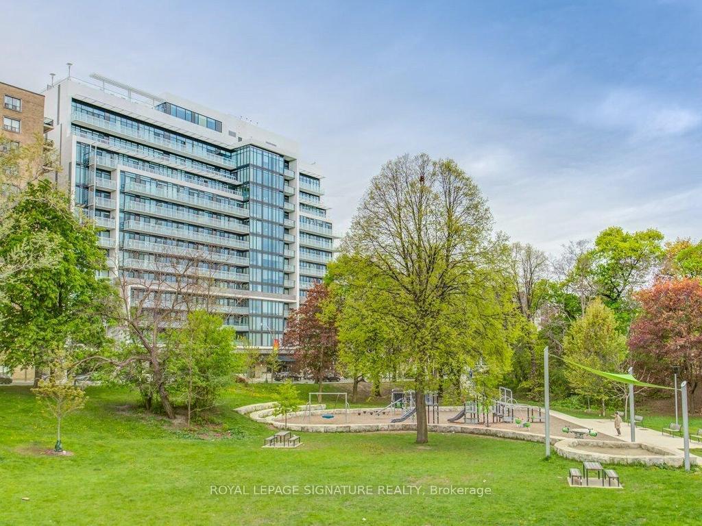 









3018


Yonge

Street, 714,
Toronto,




ON
M4N 0A5

